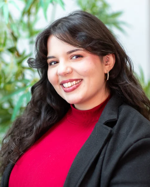 Gigi Saadeldin, Agent